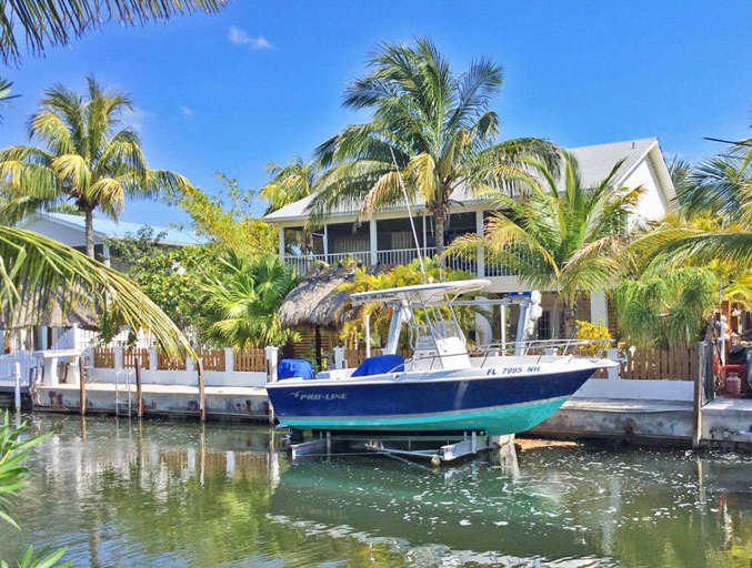 Coconut Cottage - Cudjoe Key Florida - Cottage rental with Boat Dock - Florida Keys Realty
